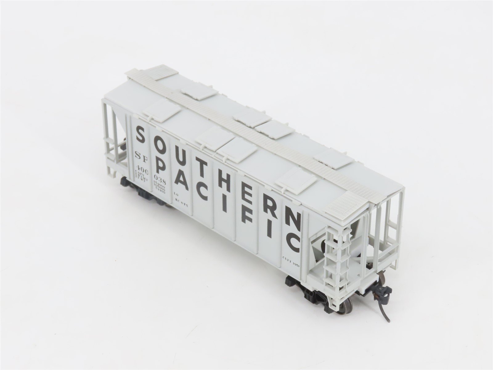 HO Scale Bowser 56136 SP Southern Pacific 2-Bay Covered Hopper #400038 -Upgraded