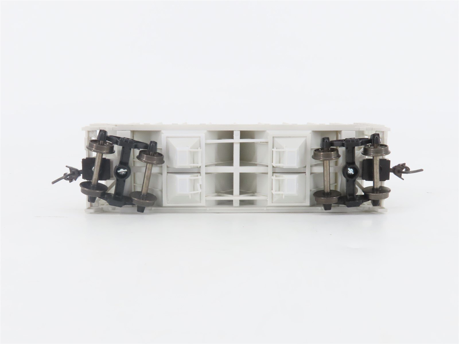 HO Scale Bowser 56110 SSW Cotton Belt 2-Bay Covered Hopper #77027 -Upgraded