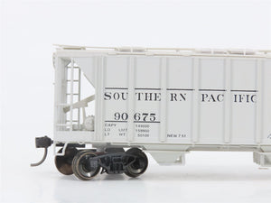 HO Scale Bowser 56109 SP Southern Pacific 2-Bay Covered Hopper #90675 -Upgraded