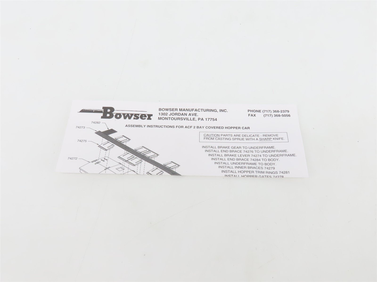 HO Scale Bowser 56109 SP Southern Pacific 2-Bay Covered Hopper #90675 -Upgraded