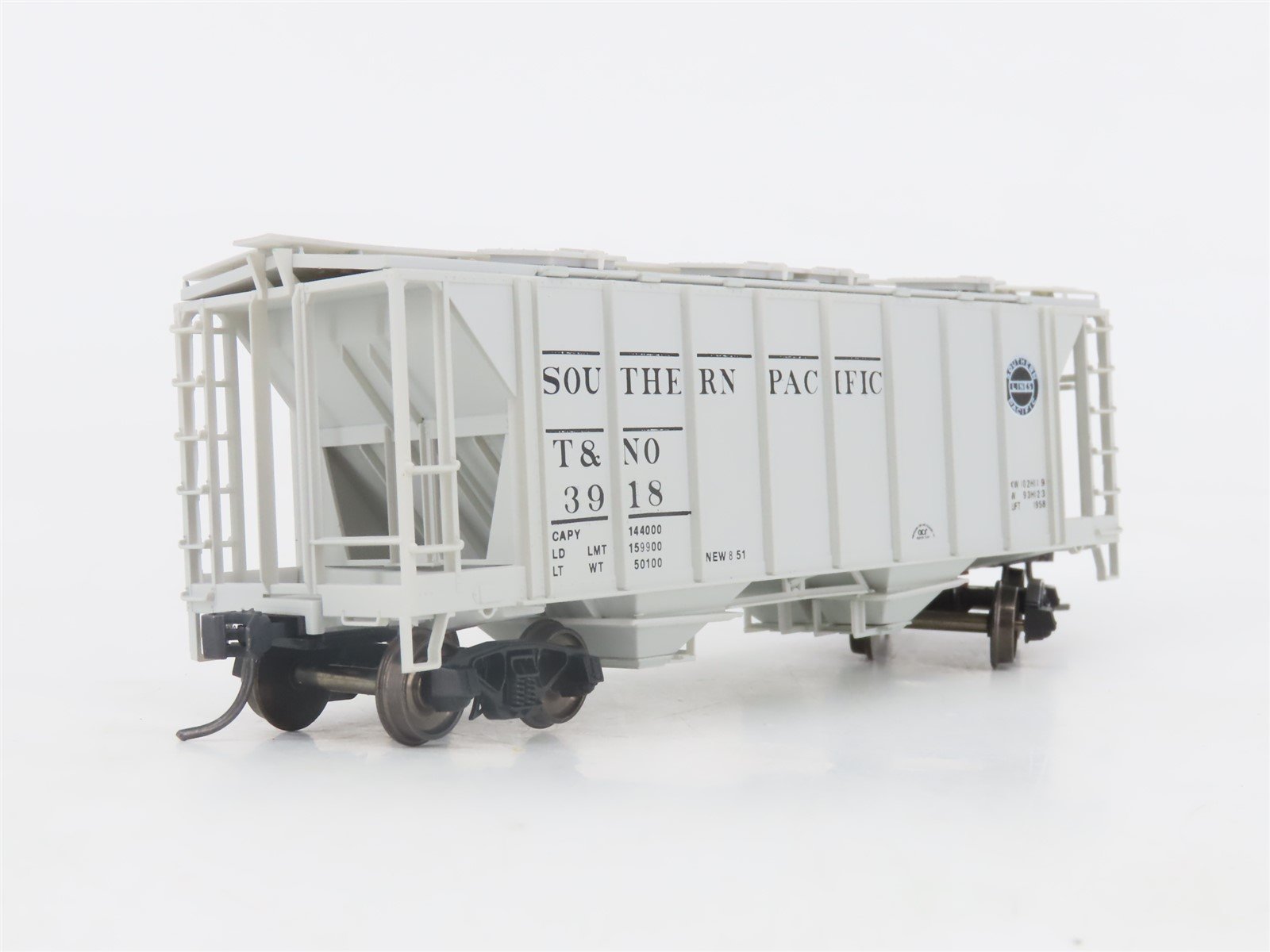 HO Bowser 56125 T&NO SP Southern Pacific 2-Bay Covered Hopper #3918 -Upgraded