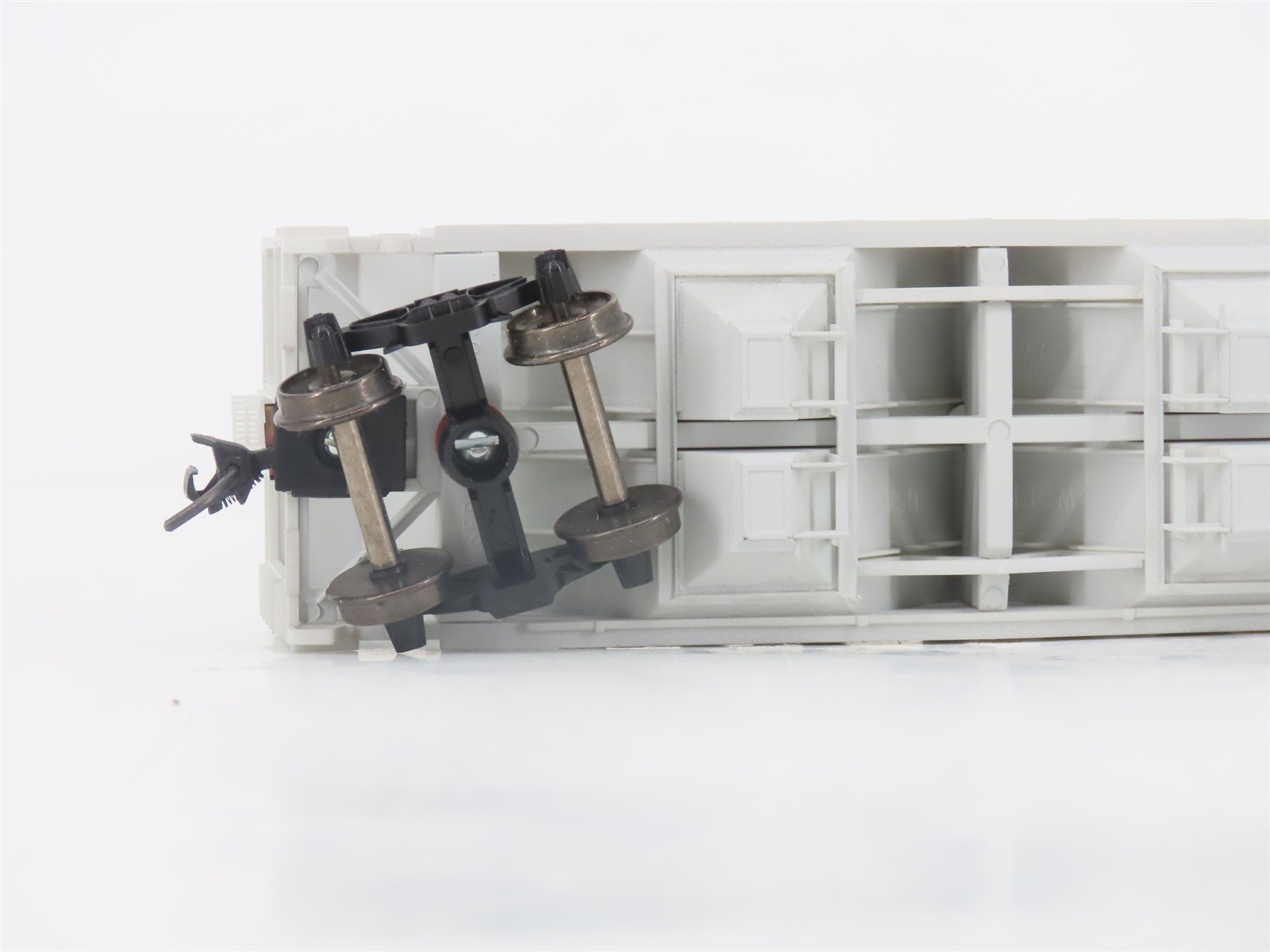 HO Bowser 56125 T&NO SP Southern Pacific 2-Bay Covered Hopper #3930 - Upgraded