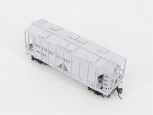 HO Scale Bowser 55800 SP Southern Pacific 2-Bay Covered Hopper #165058 -Upgraded