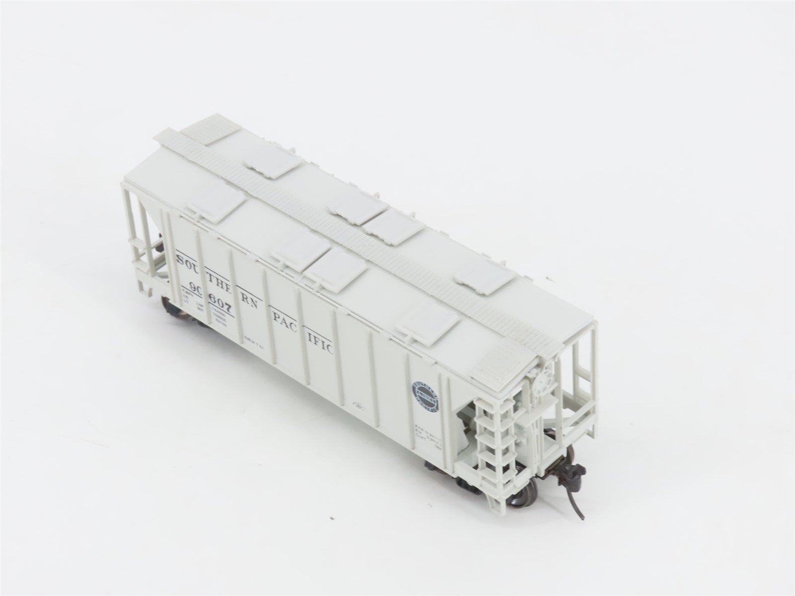 HO Scale Bowser 56109 SP Southern Pacific 2-Bay Covered Hopper #90607 - Upgraded