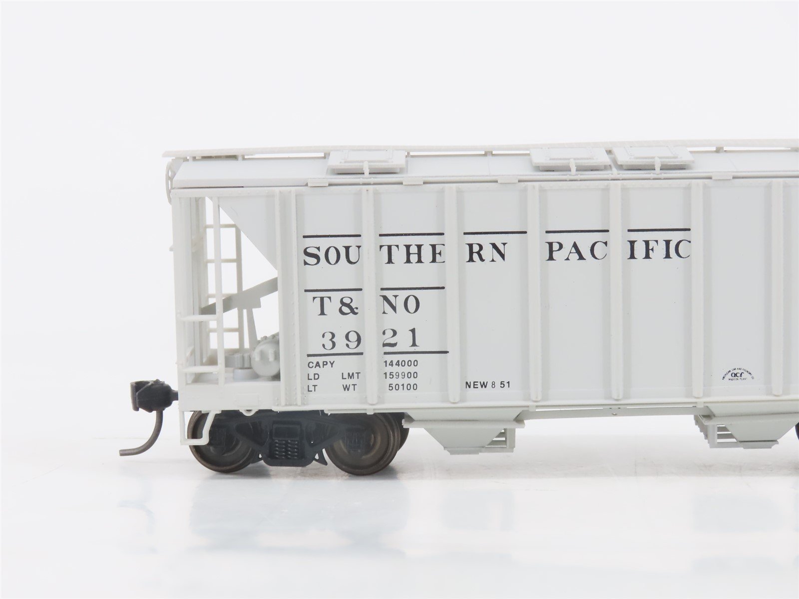 HO Scale Bowser 56125 T&NO SP Southern Pacific 2-Bay Hopper #3921 -Upgraded