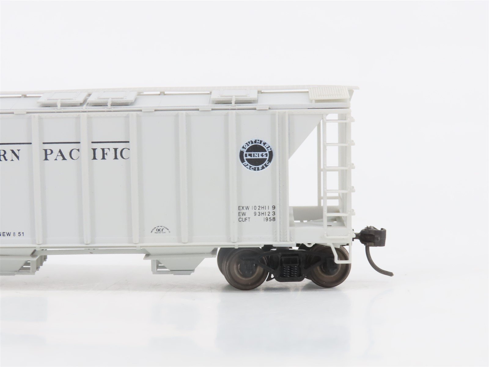 HO Scale Bowser 56125 T&NO SP Southern Pacific 2-Bay Hopper #3921 -Upgraded