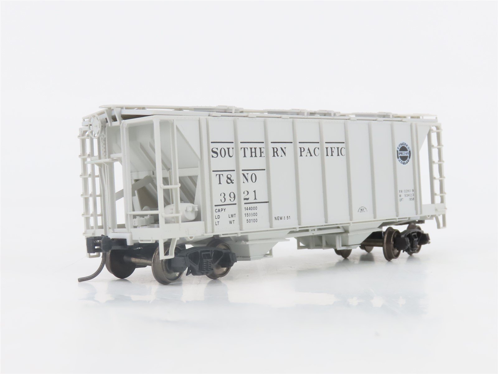 HO Scale Bowser 56125 T&NO SP Southern Pacific 2-Bay Hopper #3921 -Upgraded