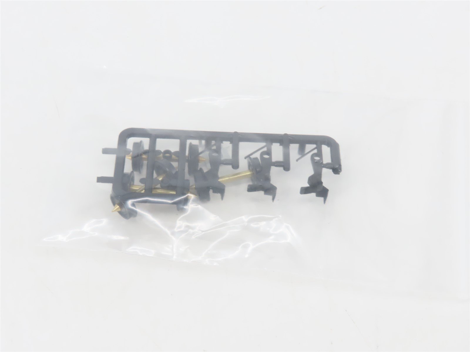 HO Scale Bowser 55615 D&RGW Rio Grande 2-Bay Covered Hopper #18407 - Upgraded