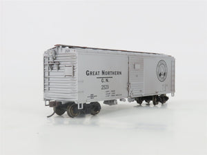 HO Bowser English's 3-1018 GN Glacier National Park 40' Box Car #2529 - Upgraded