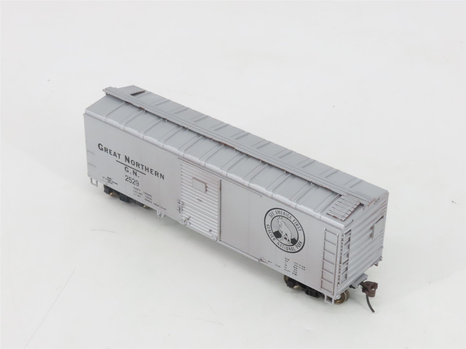 HO Bowser English's 3-1018 GN Glacier National Park 40' Box Car #2529 - Upgraded