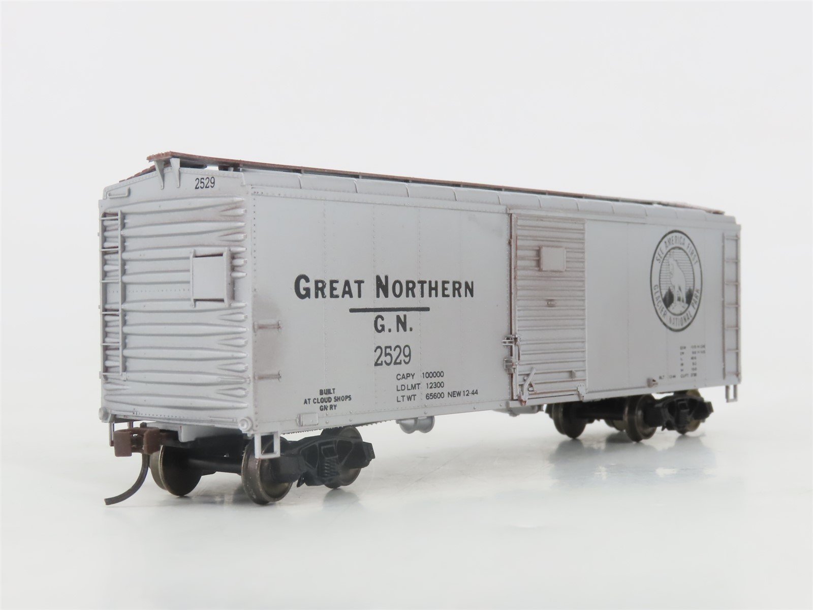 HO Bowser English's 3-1018 GN Glacier National Park 40' Box Car #2529 - Upgraded