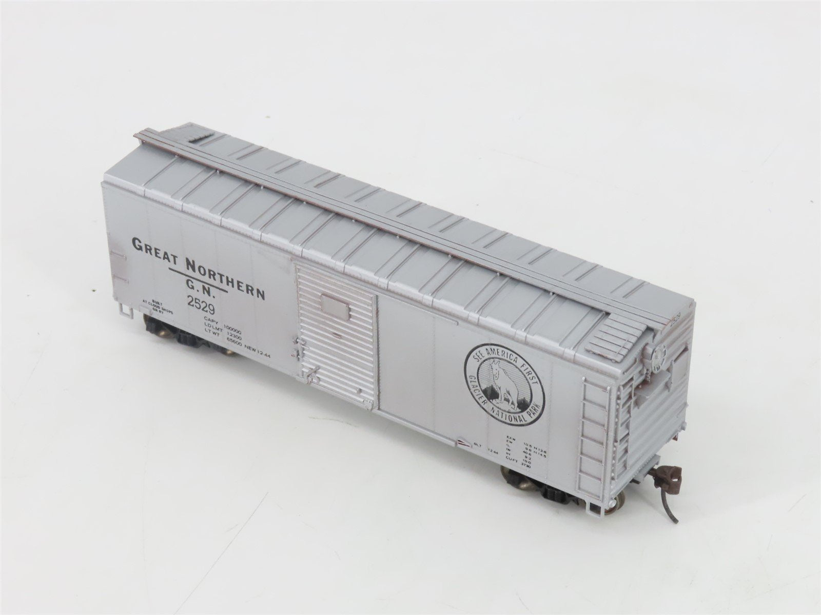 HO Bowser English's 3-1018 GN Glacier National Park 40' Box Car #2529 - Upgraded