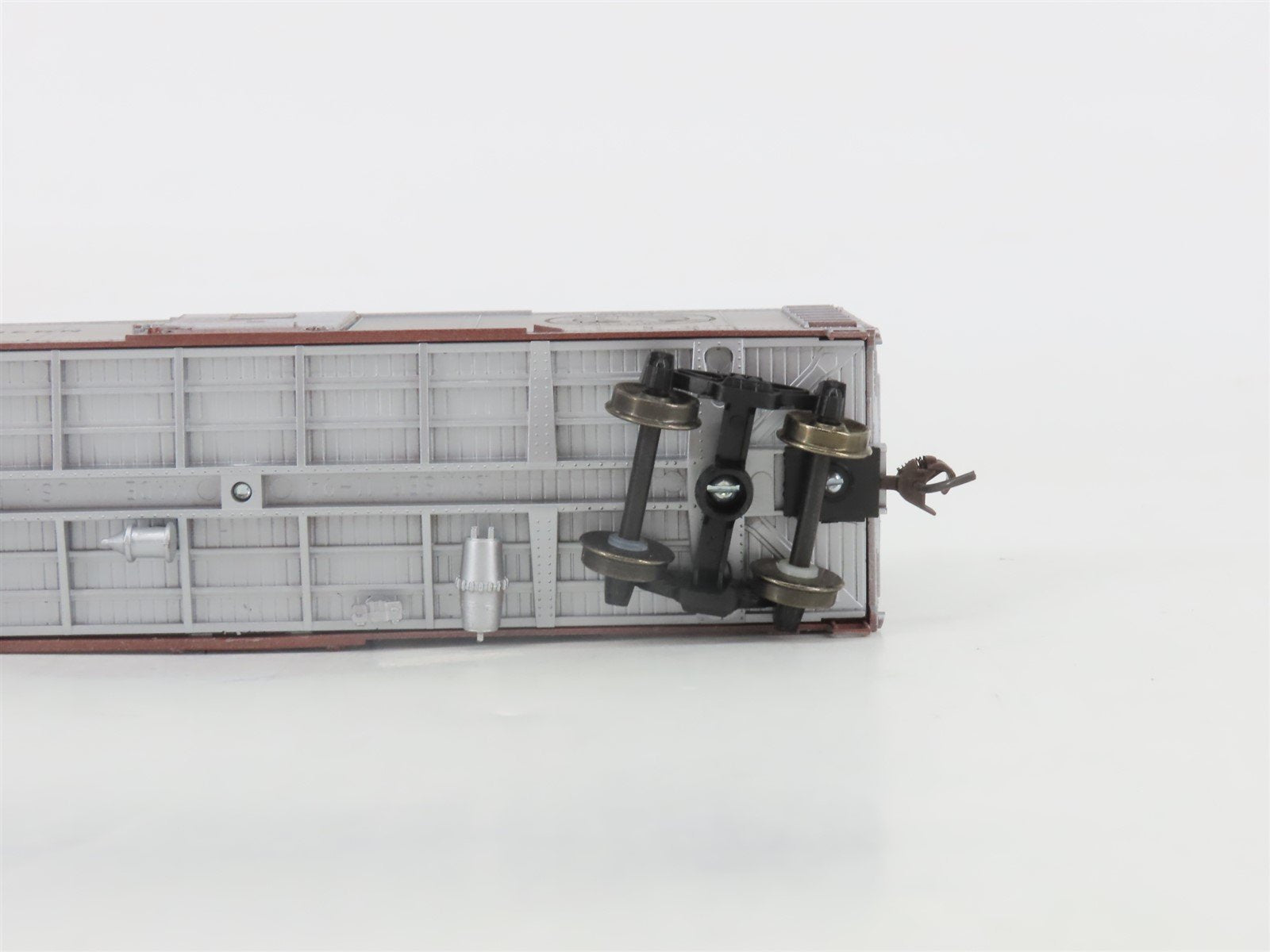 HO Bowser English's 3-1018 GN Glacier National Park 40' Box Car #2529 - Upgraded