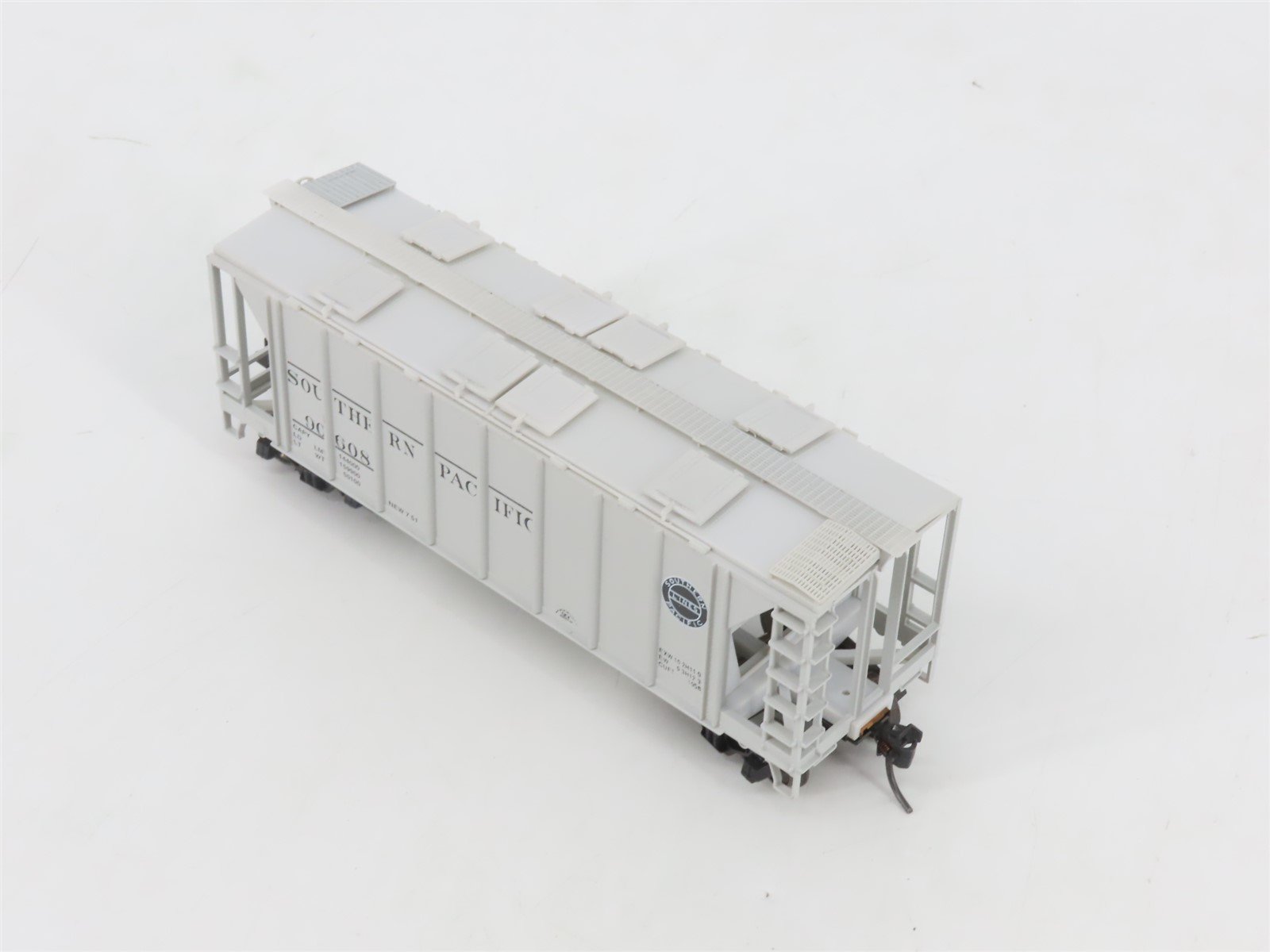 HO Scale Bowser 56109 SP Southern Pacific 2-Bay Covered Hopper #90608 -Upgraded