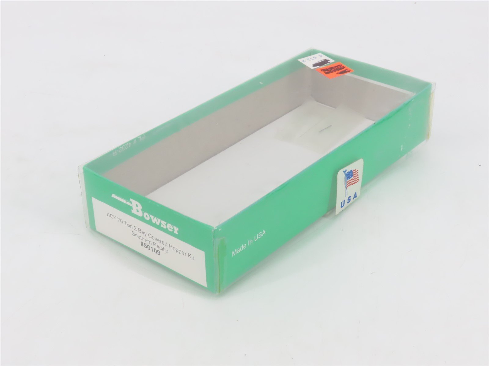 HO Scale Bowser 56109 SP Southern Pacific 2-Bay Covered Hopper #90608 -Upgraded