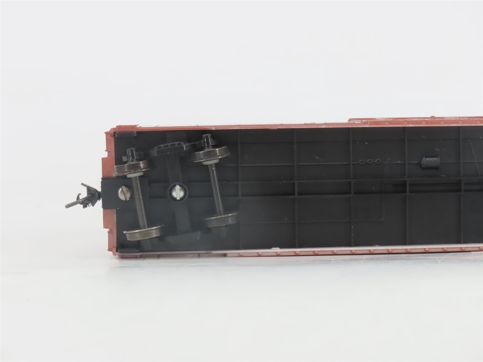 HO Roundhouse 01766 SP Southern Pacific 50' Hi-Cube Box Car #674900 - Upgraded