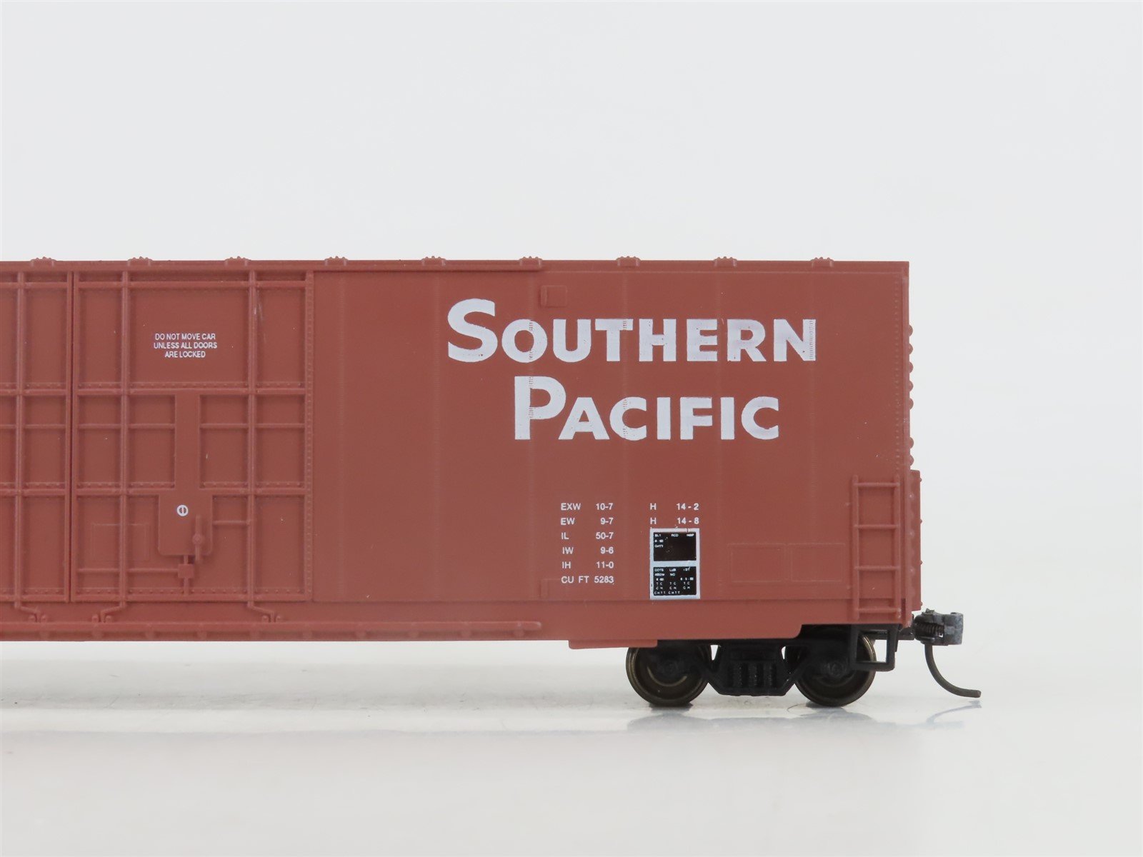 HO Roundhouse 1782 SP Southern Pacific 50' Double Door Box Car #226379 -Upgraded