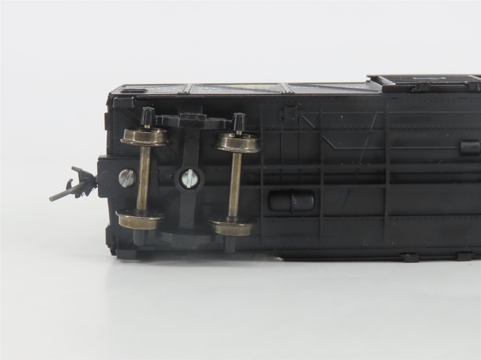 HO Roundhouse 1096 SP Southern Pacific Overnight 40' Box Car #63511 - Upgraded