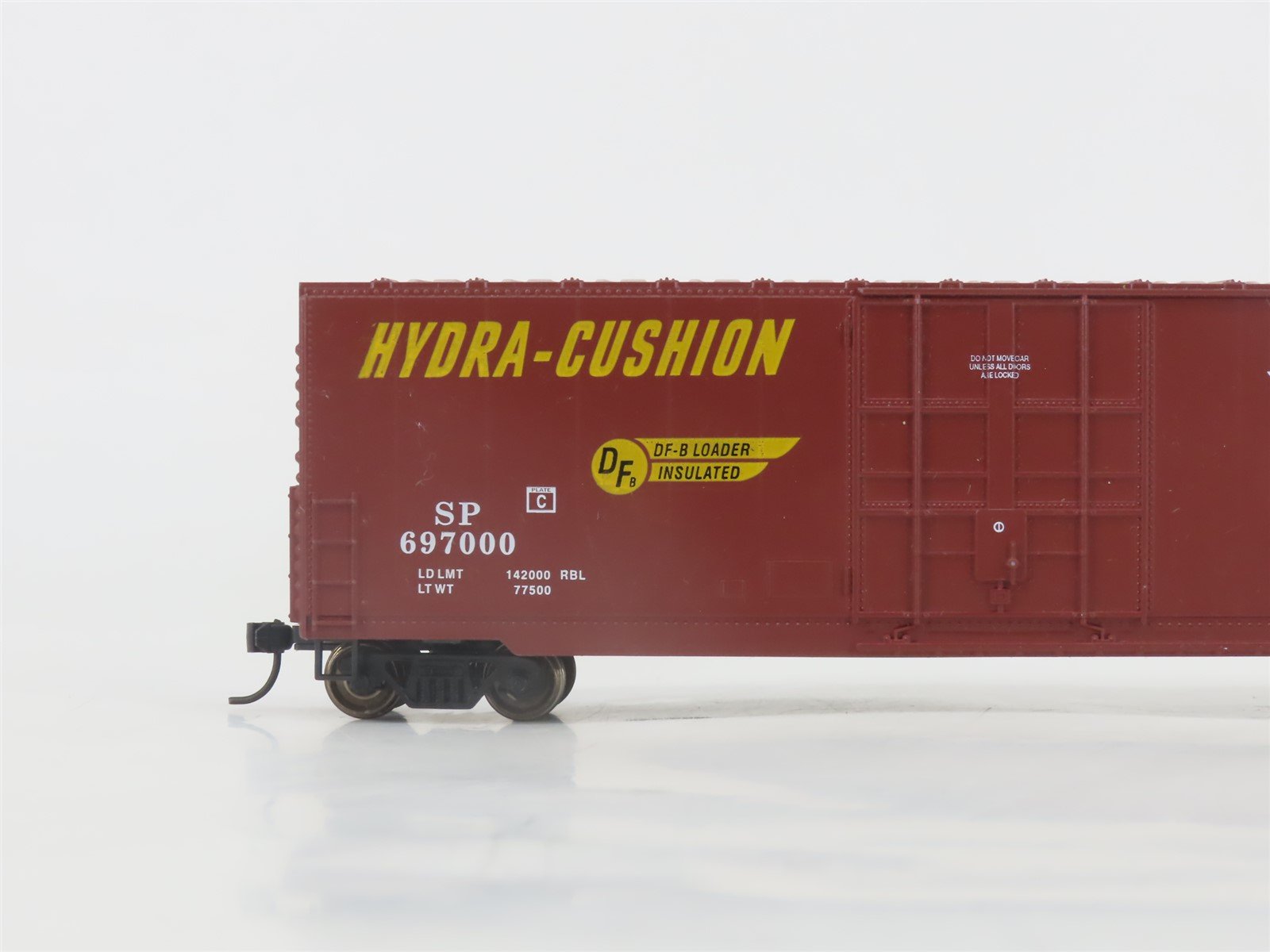 HO Scale Roundhouse 1768 SP Southern Pacific 50' Box Car #697000 - Upgraded