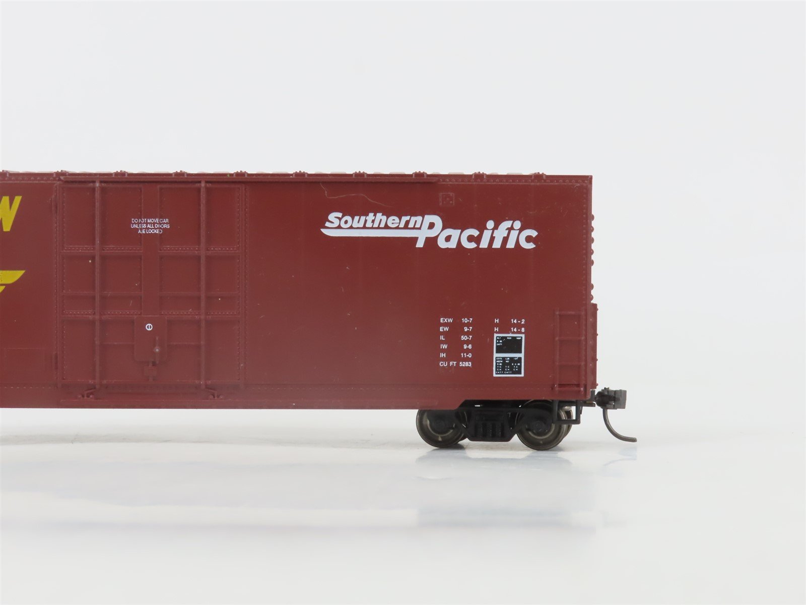 HO Scale Roundhouse 1768 SP Southern Pacific 50' Box Car #697000 - Upgraded