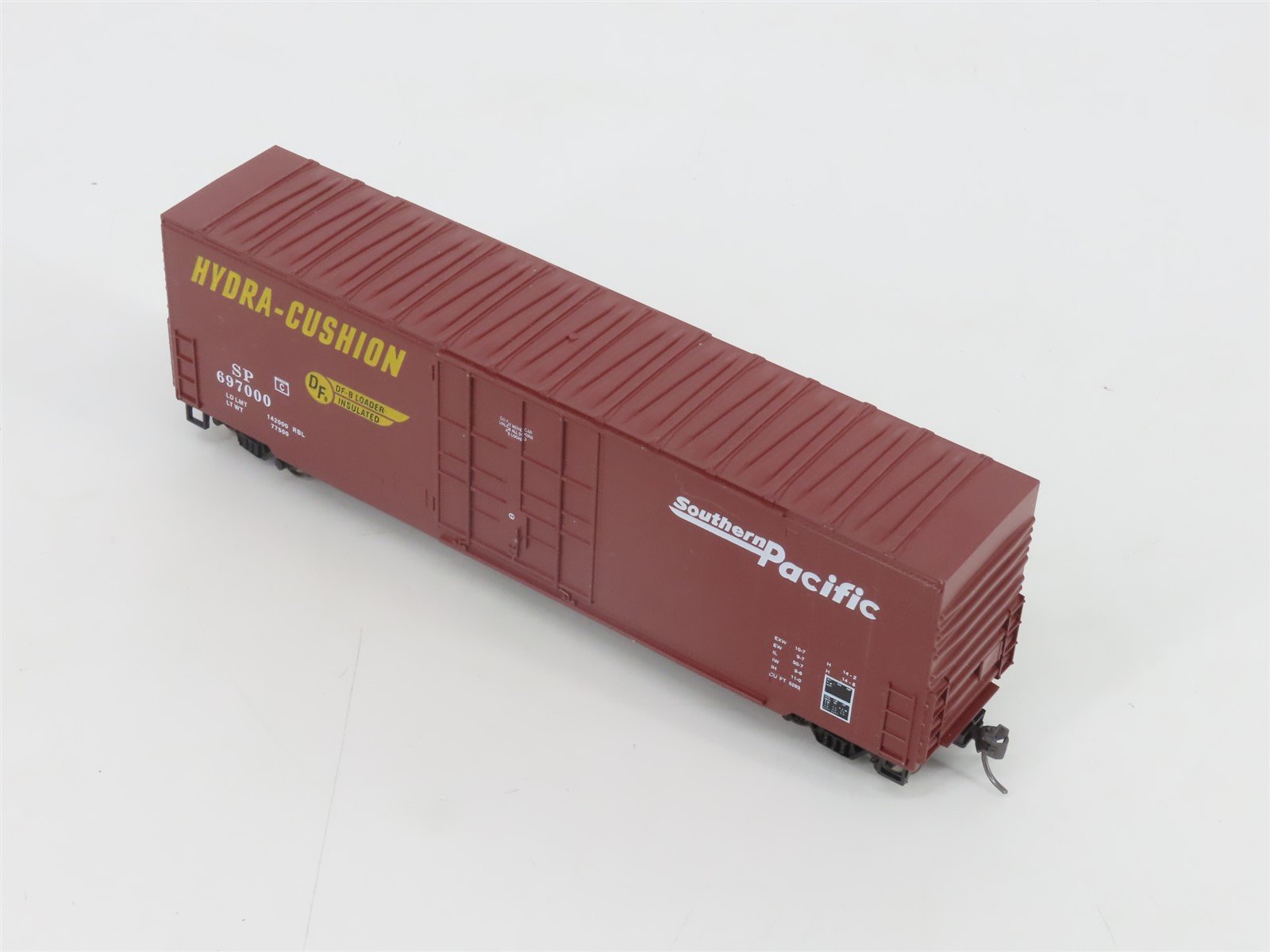 HO Scale Roundhouse 1768 SP Southern Pacific 50' Box Car #697000 - Upgraded