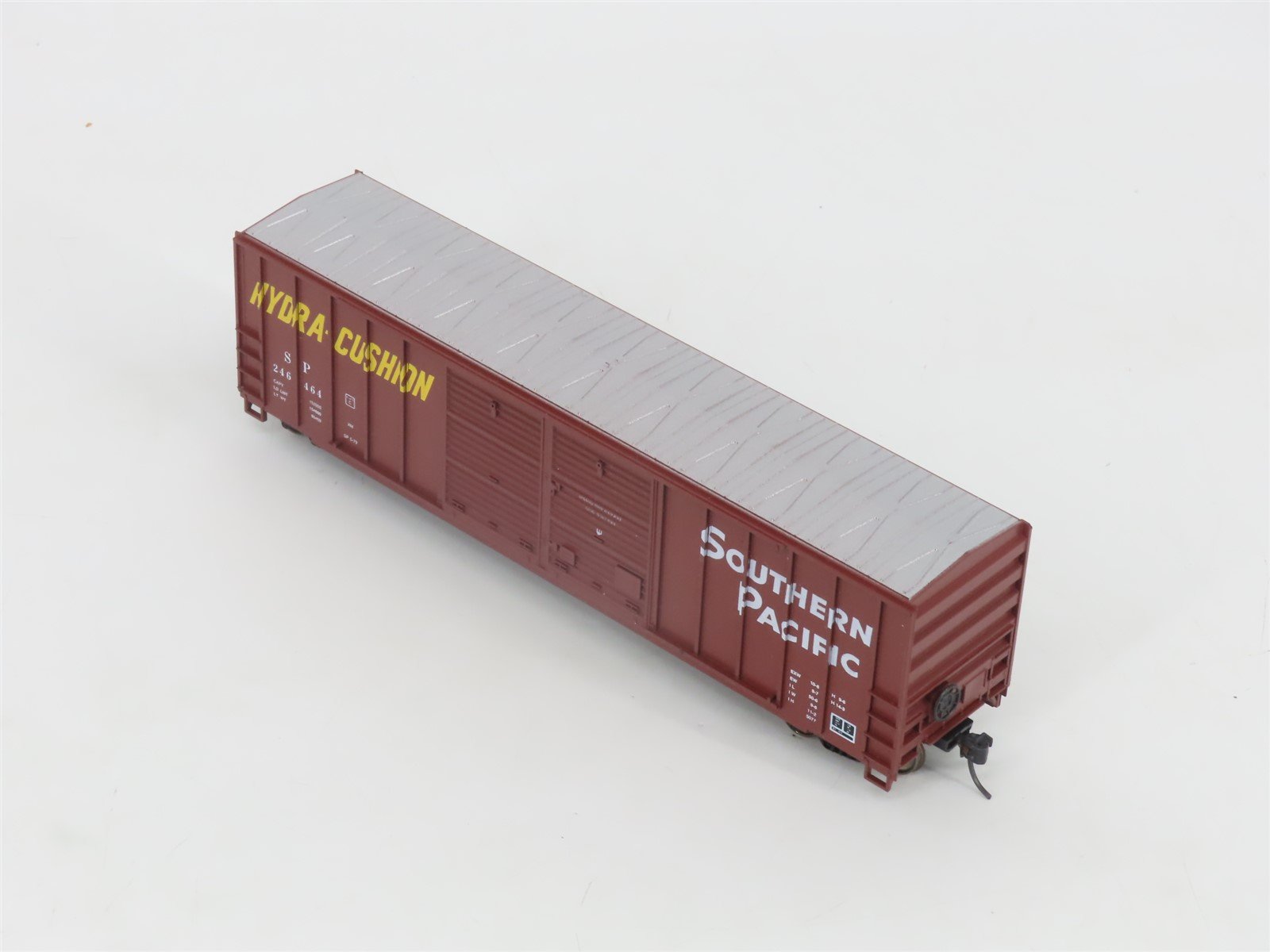 HO Scale Roundhouse 1986 SP Southern Pacific 50' Box Car #246464 - Upgraded