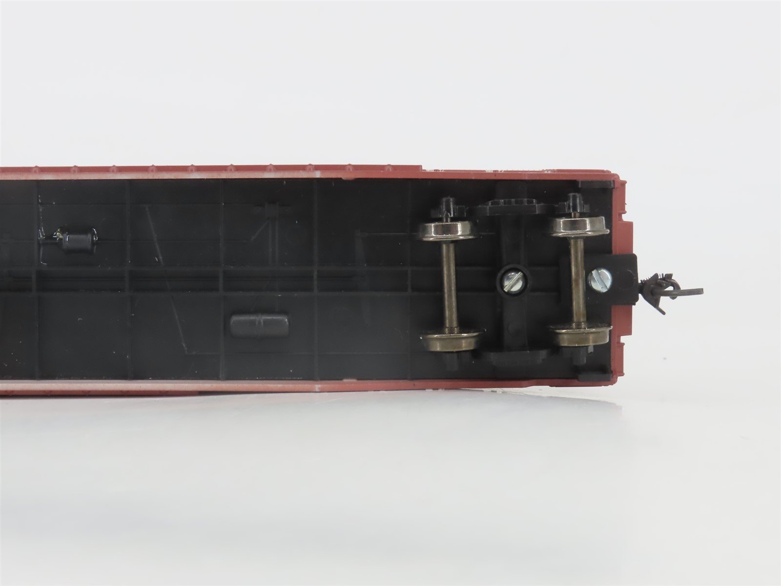 HO Scale Roundhouse 1804 SP Southern Pacific 50' Waffle Box Car #654056 Upgraded