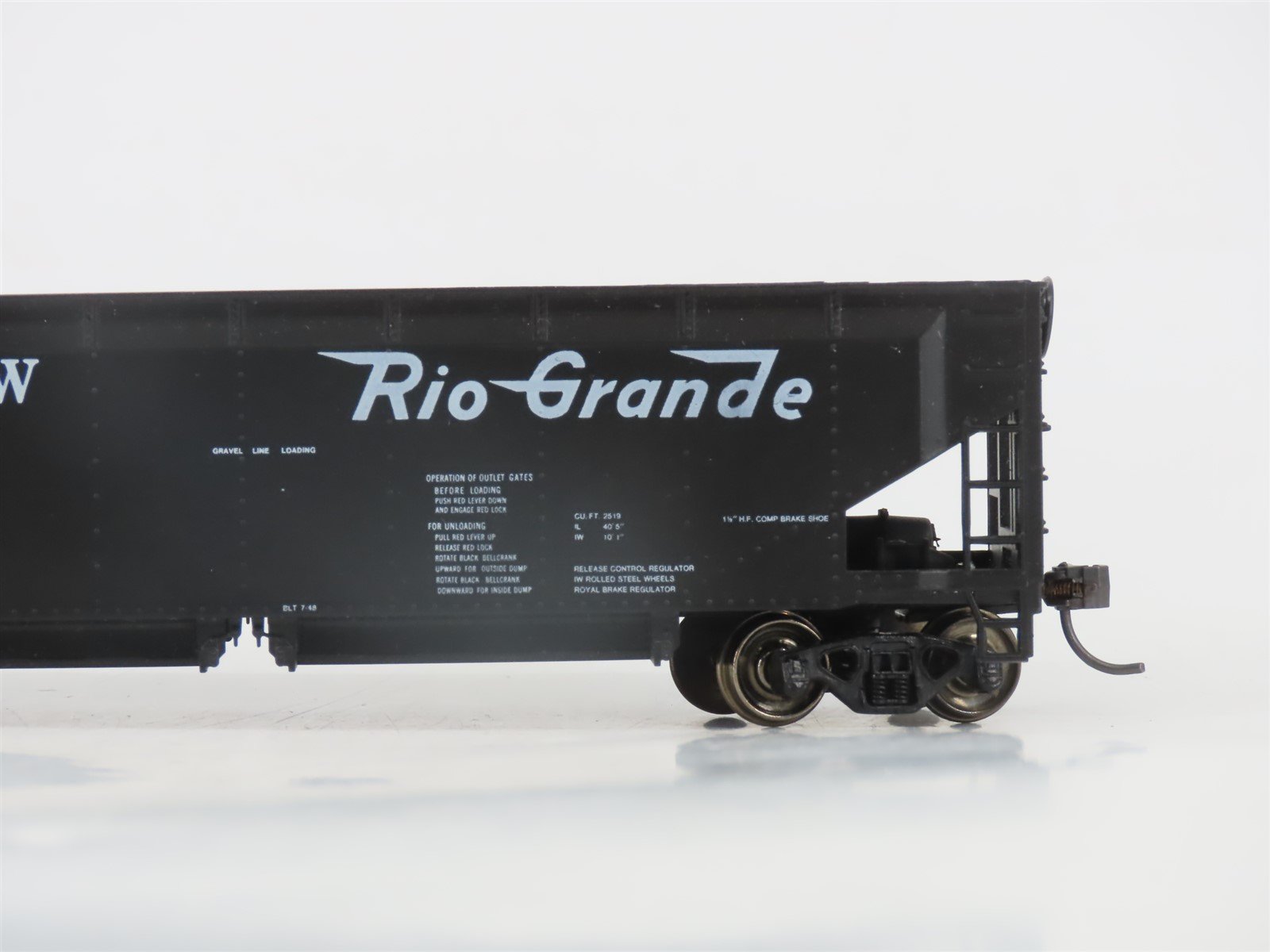HO Scale Roundhouse 1584 D&RGW Rio Grande Ballast Hopper #24940MW - Upgraded