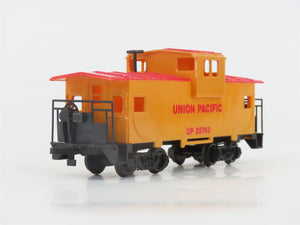 HO Scale Bachmann UP Union Pacific Railroad Cupola Caboose #25743