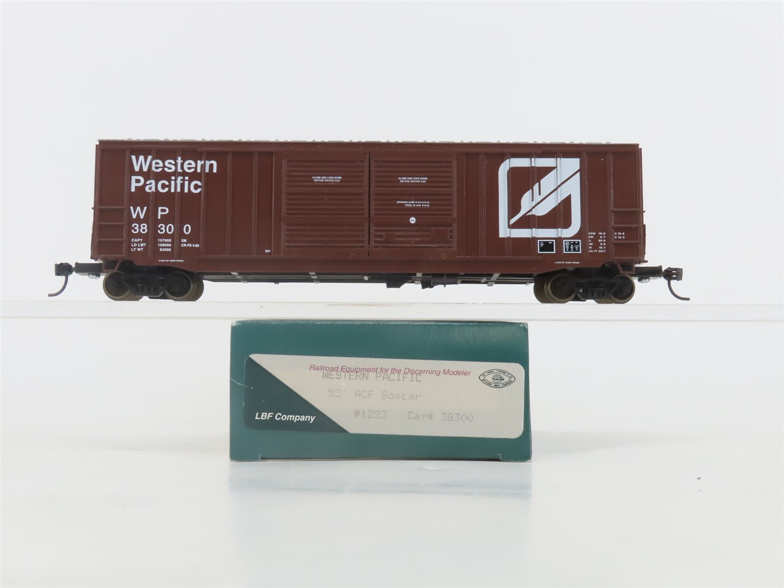 HO Scale LBF 1223 WP Western Pacific Feather 52' Double Door Box Car #38300