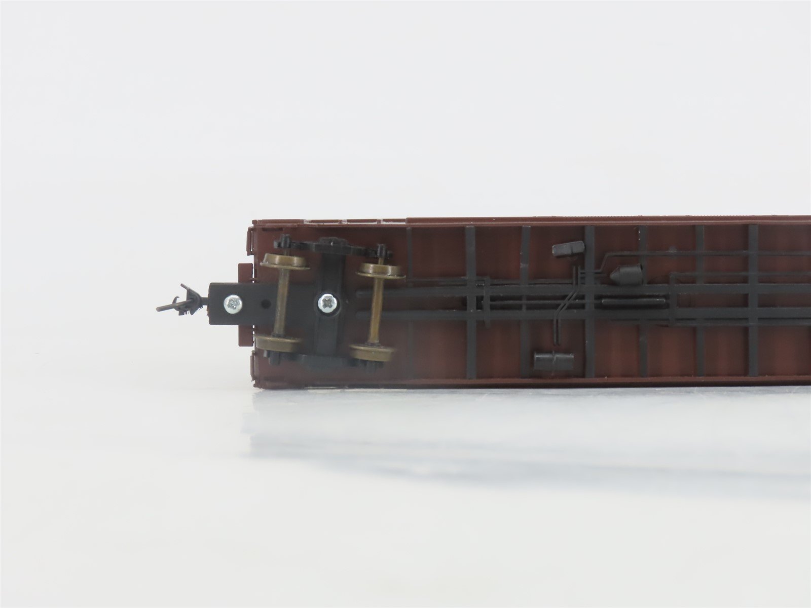 HO Scale LBF 1223 WP Western Pacific Feather 52' Double Door Box Car #38300