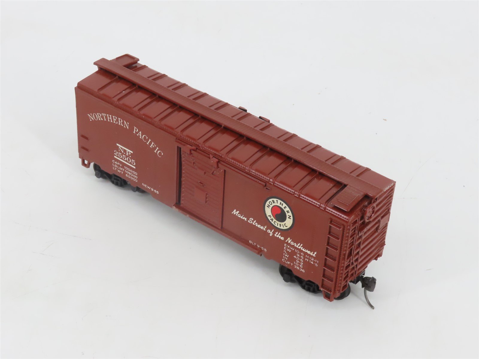 HO Scale Kar-Line NP Northern Pacific Railroad Single Door Box Car #25505