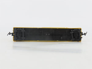 HO Scale Bachmann 43-1010-09 B&O Chessie System 51' Plug Door Box Car #11147