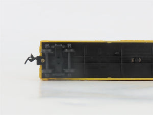 HO Scale Bachmann 43-1010-09 B&O Chessie System 51' Plug Door Box Car #11147