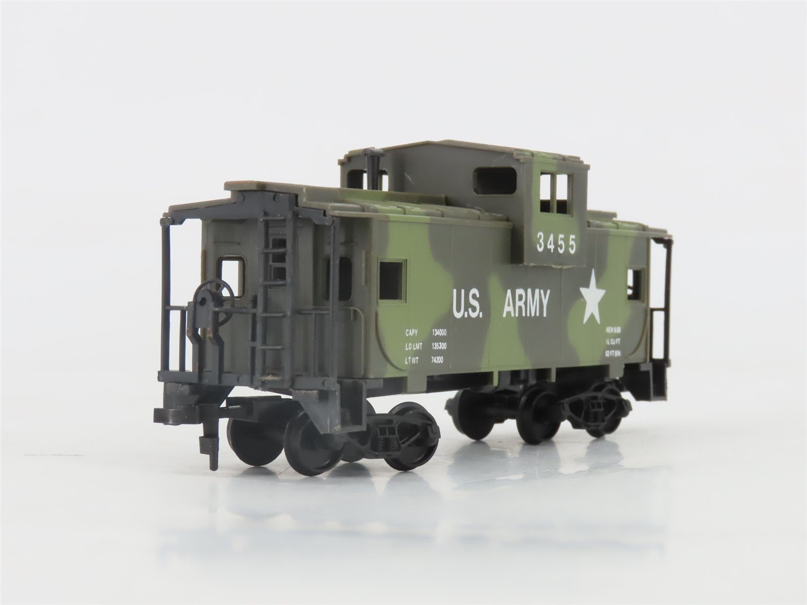 HO Scale AHM US Army Cupola Caboose #3455