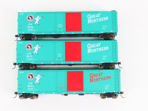 HO Scale Accurail 3358 GN Great Northern 