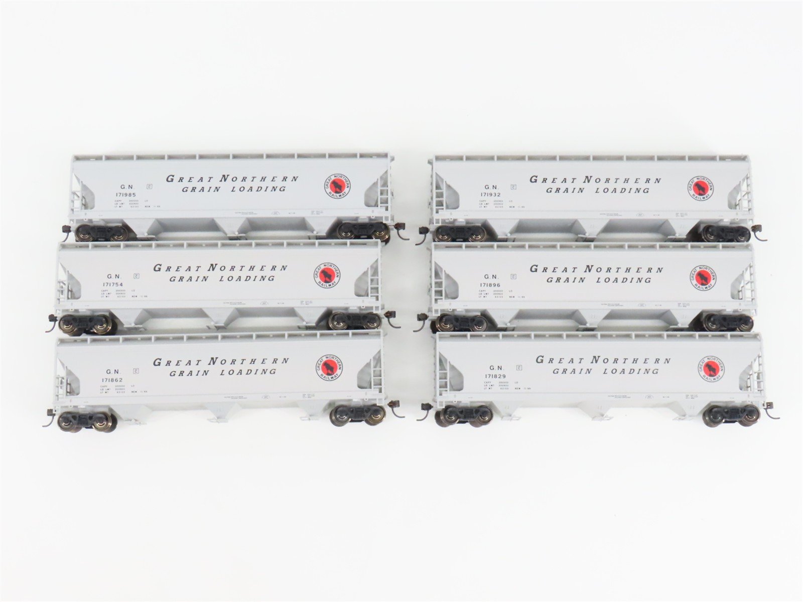 HO Scale Accurail/Digital Fox GN Great Northern 3-Bay Hopper 6-Pack - Upgraded