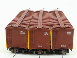 HO Scale Accurail 3339 Burlington Route 40' Wood Reefer 3-Pack - Upgraded