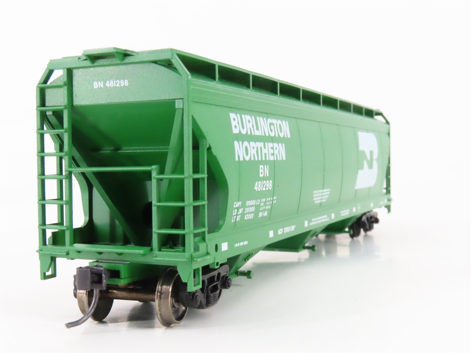 HO Accurail 2015 BN Burlington Northern 3-Bay Covered Hopper #481298 - Upgraded