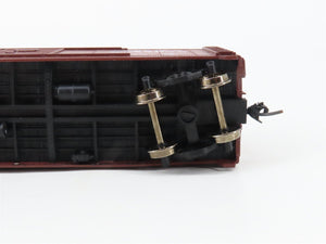 HO Scale Accurail 3022 N&W Norfolk & Western 40' Box Car #49300 - Upgraded