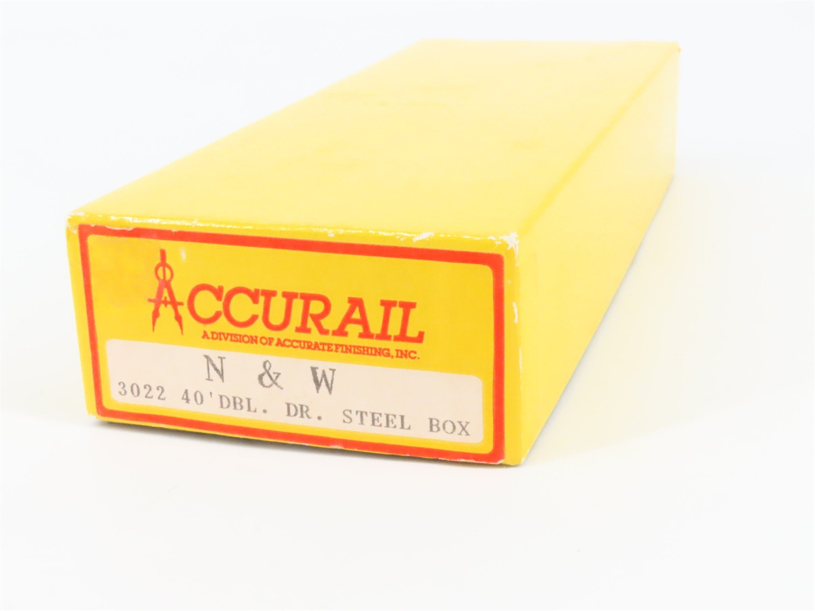 HO Scale Accurail 3022 N&W Norfolk & Western 40' Box Car #49300 - Upgraded