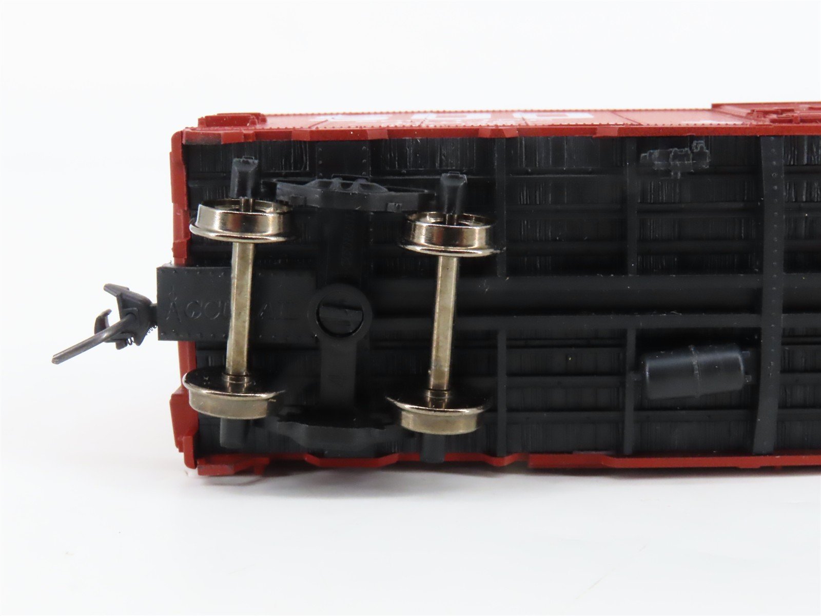 HO Scale Accurail 3218 SOO Line 40' Steel Single Door Box Car #45938 - Upgraded