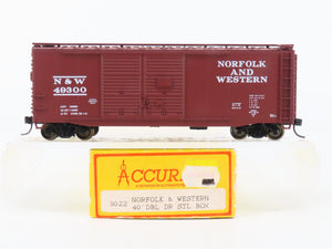 HO Scale Accurail 3022 N&W Norfolk & Western 40' Box Car #49300 - Upgraded
