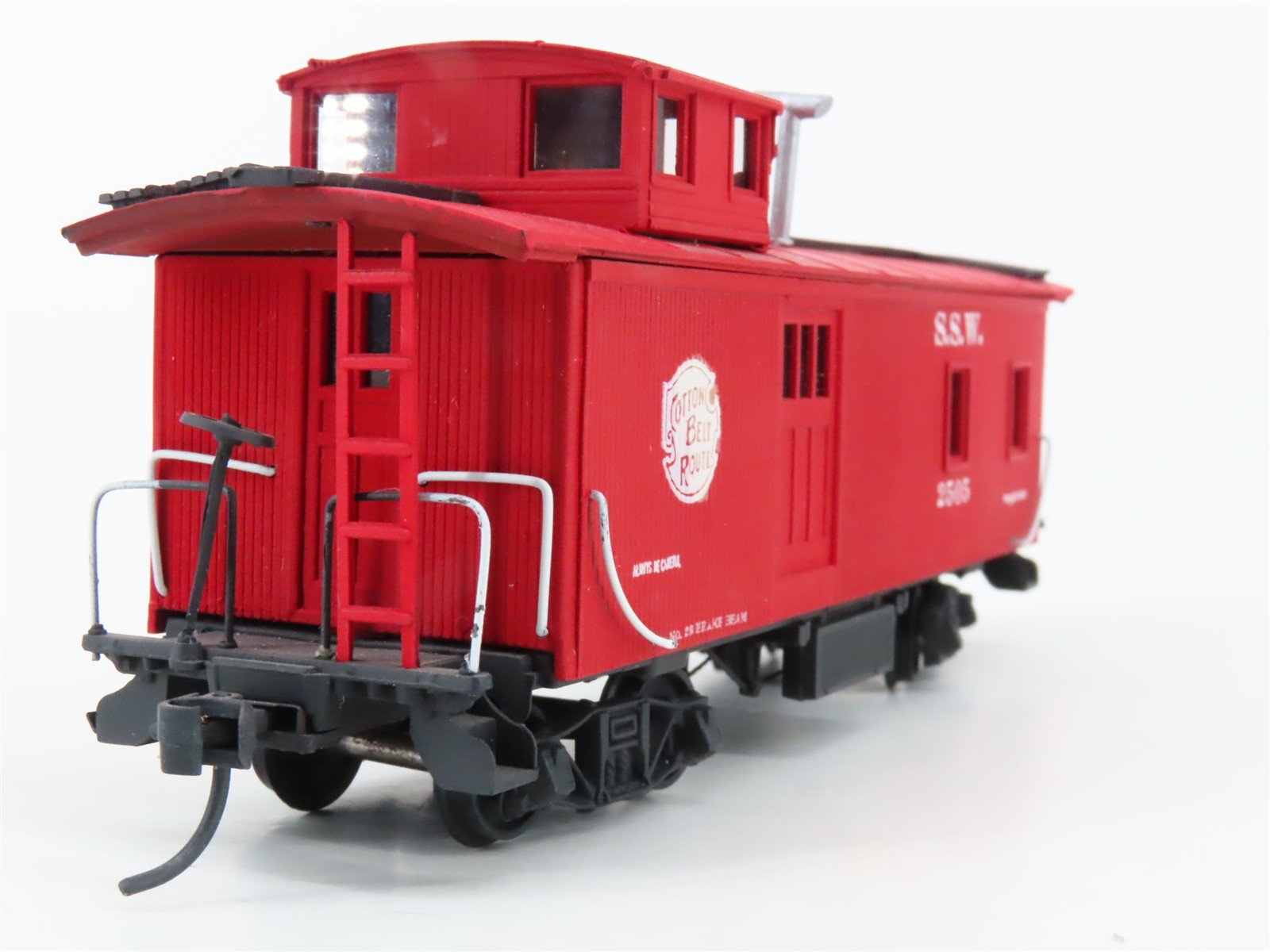 HO Scale Roundhouse 3433 SSW Cotton Belt Route 34' Old Timer Caboose #2505