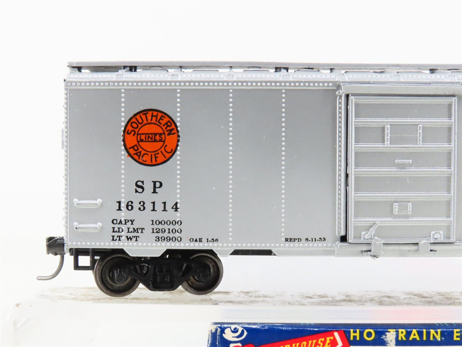 HO Roundhouse 1071 SP Southern Pacific Overnights 40' Box Car #163114 - Upgraded
