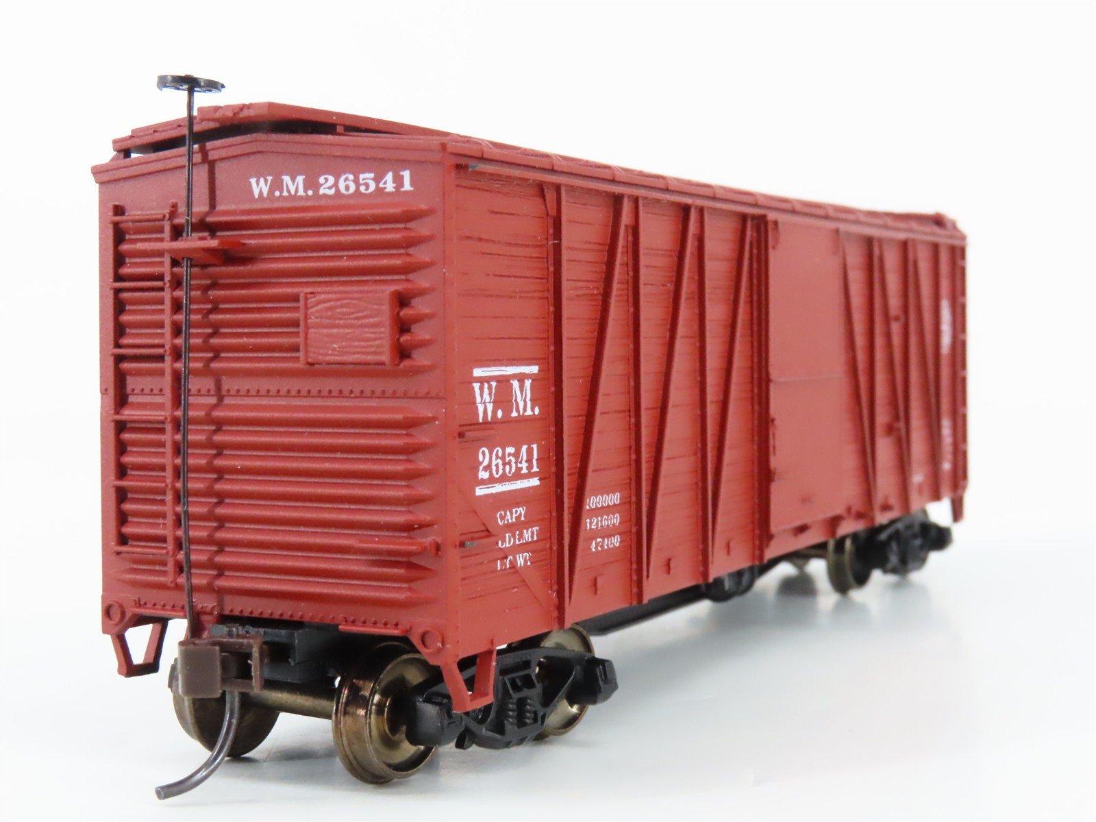 HO Accurail 4213 WM Western Maryland Fast Freight 40' Box Car #26541 - Upgraded