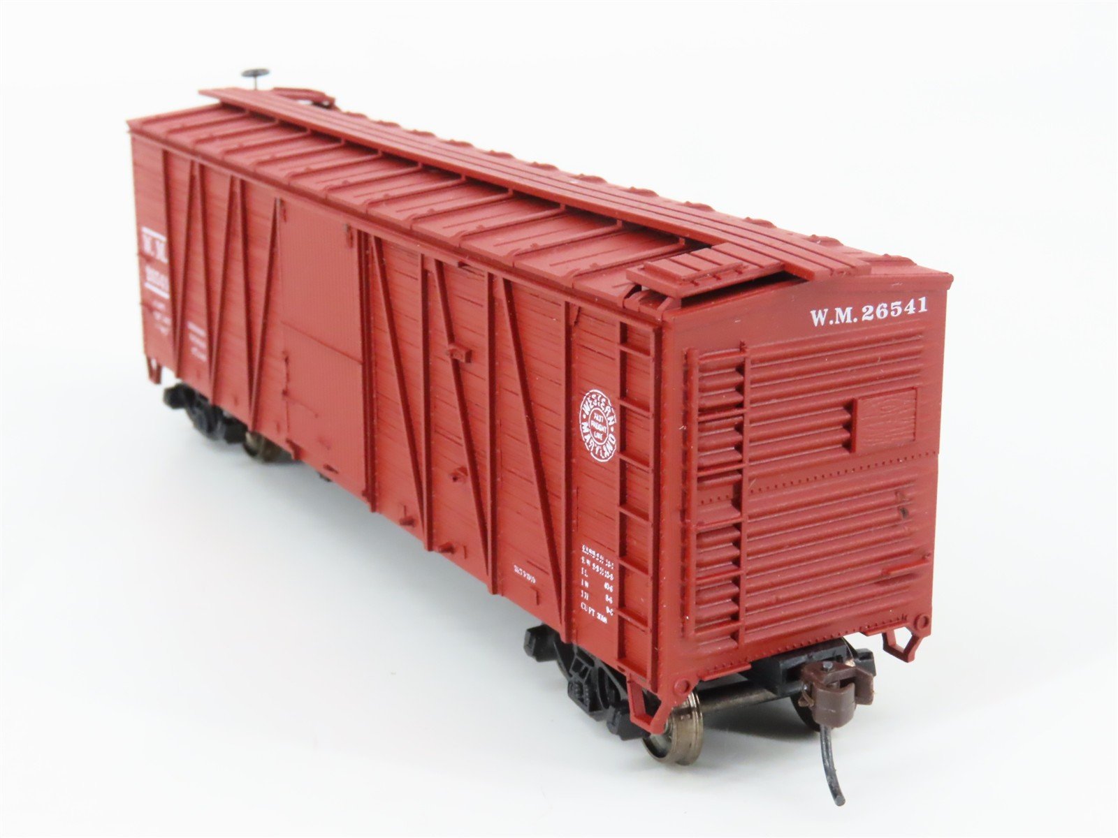 HO Accurail 4213 WM Western Maryland Fast Freight 40' Box Car #26541 - Upgraded