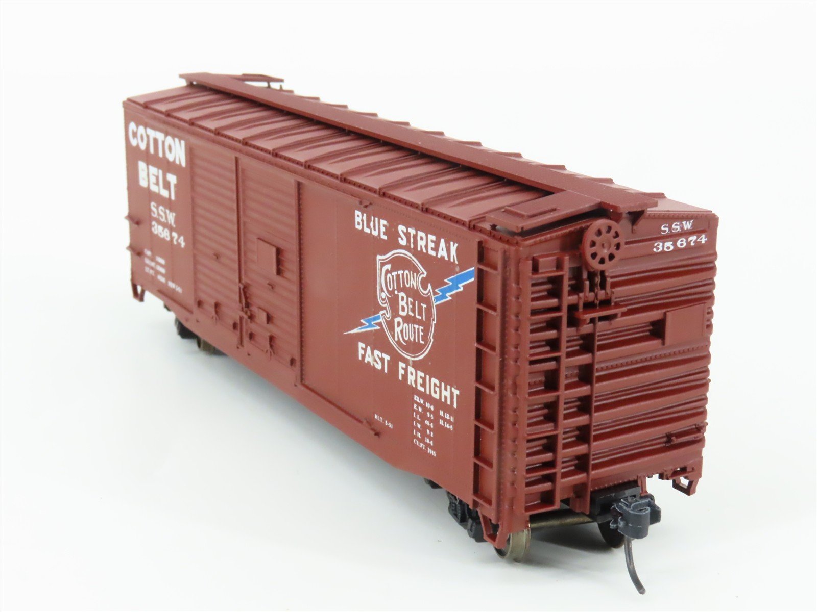 HO Accurail SSW Cotton Belt Blue Streak 40' Box Car #35674 - Custom & Upgraded