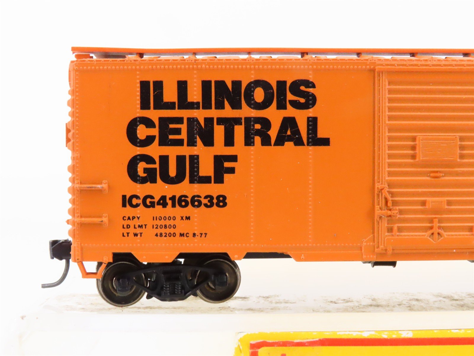 HO Scale Accurail 1504 ICG Illinois Central Gulf 40' Box Car #416638 - Upgraded
