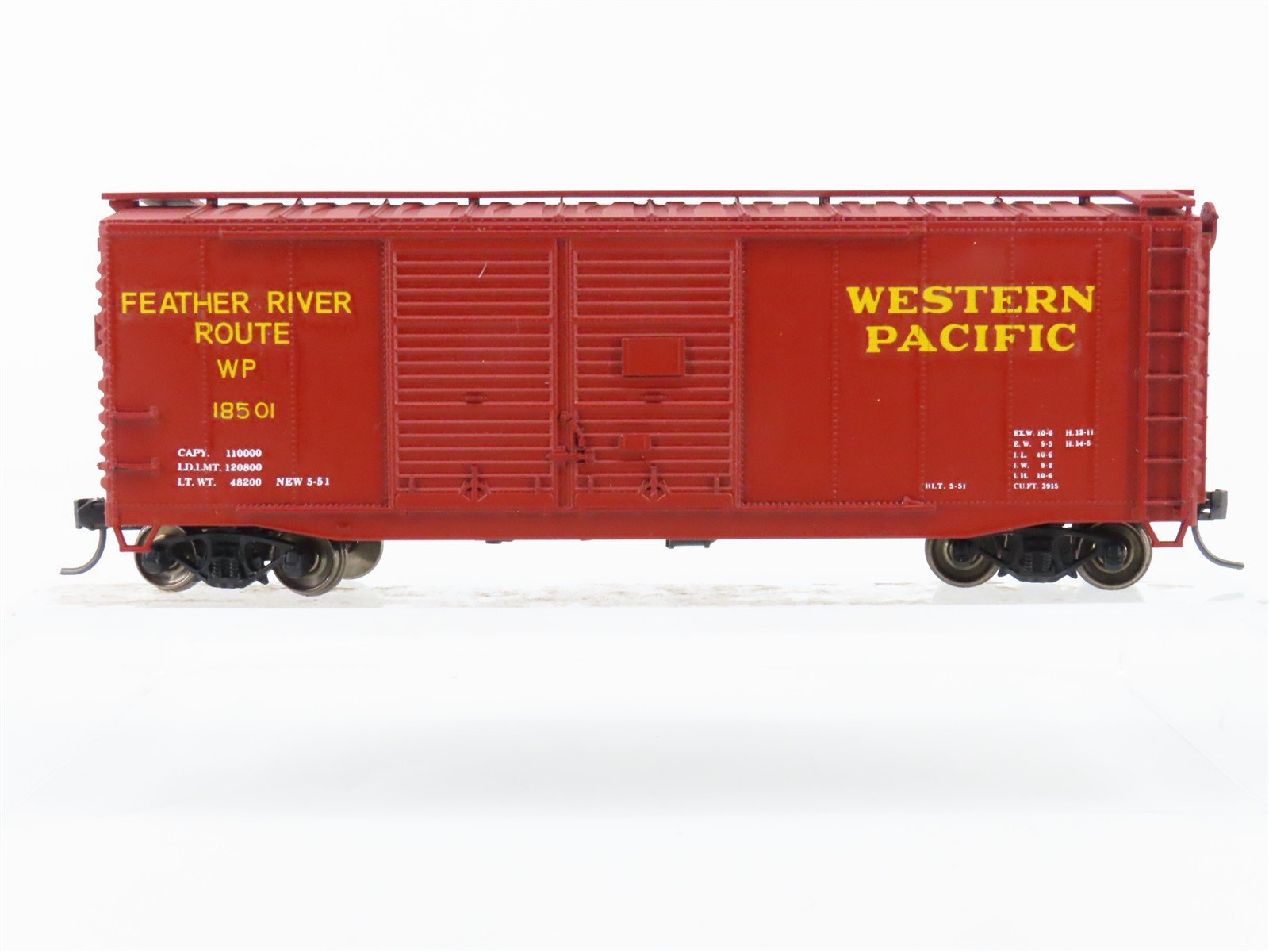 HO Accurail WP Western Pacific Feather River Route 40' Box Car #19501 - Custom